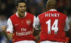 开云体育官网-赛道霸权，红牛车队碾压阿斯顿马丁，佩雷兹刷新纪录再写传奇