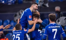 开云体育官网-包含达姆施塔特期待客场击败沙尔克的词条