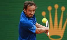 开云体育-美网逆转蒙特卡洛大师赛，梅德韦杰夫惊艳四座的简单介绍