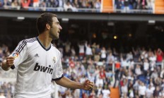 开云体育视频直播-欧文关键制胜，山西队横扫上海队，一场定义赛季的胜利