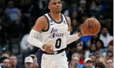 开云体育在线-关于火箭鏖战湖人B队，威斯布鲁克绝境逆转的信息