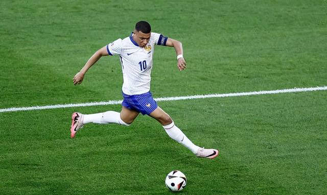 意大利不敌对手，晋级梦想蒙阴影