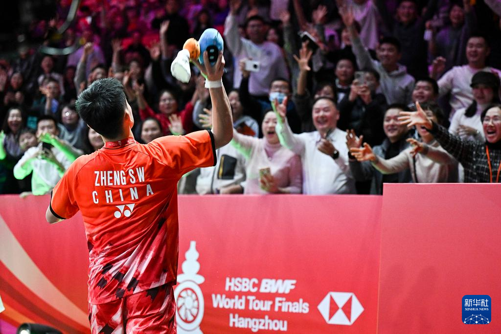 包含日本队翻盘马来西亚队，郑思维统治全场的词条