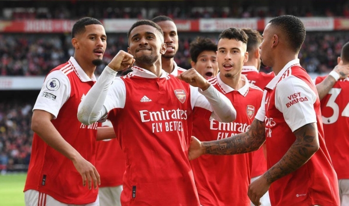 阿森纳横扫马赛,弗拉霍维奇打破历史纪录 阿森纳横扫马赛,弗拉霍维奇打破历史纪录