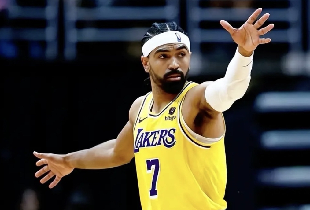 包含尼克斯轻取湖人B队，库里一己之力扛起全队的词条