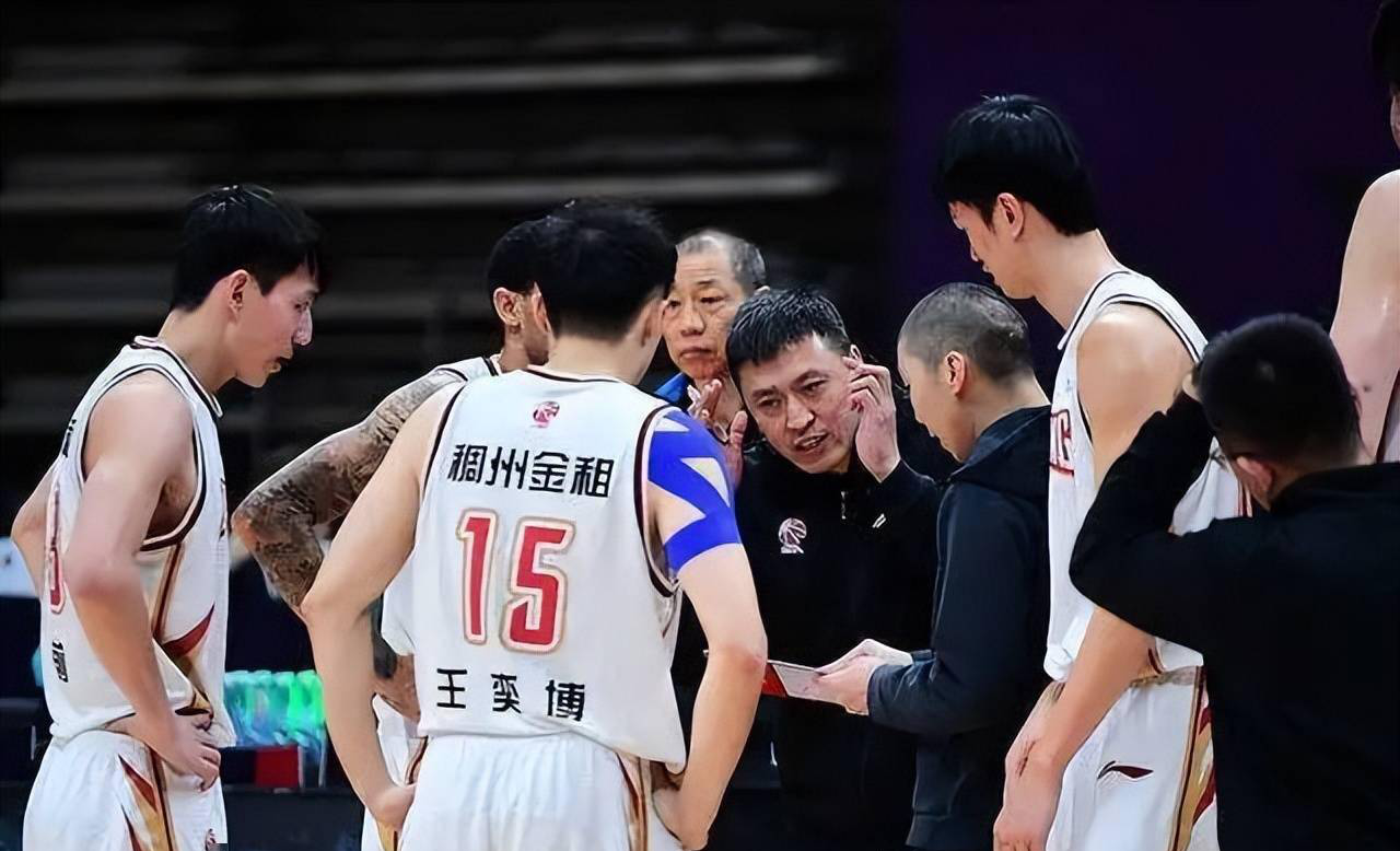 丹麦羽毛球队碾压中国羽毛球队，谌龙打破历史纪录的简单介绍