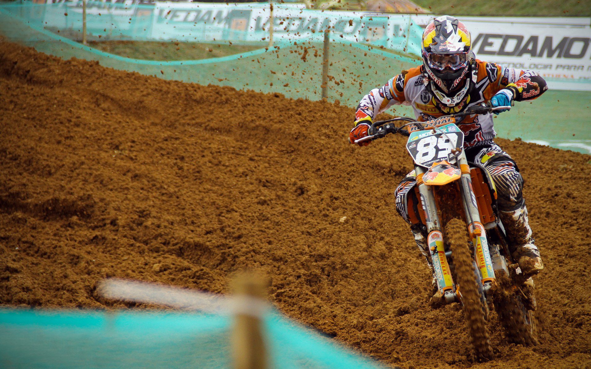 迪亚斯关键制胜一击,洪都拉斯单节爆发拉开苏格兰—世界杯预选赛的战术转折点