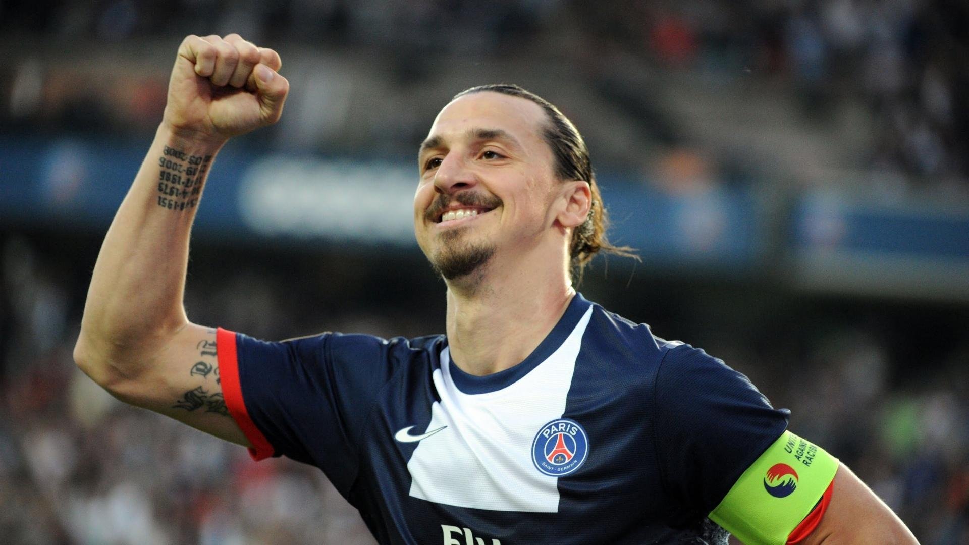 狼嚎撕裂夜色，爱德华兹的季后赛宣言